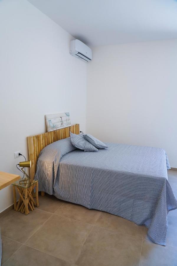 B&B La Penisola 포르토 세자레오 외부 사진