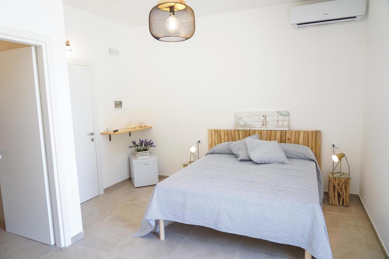 B&B La Penisola 포르토 세자레오 외부 사진