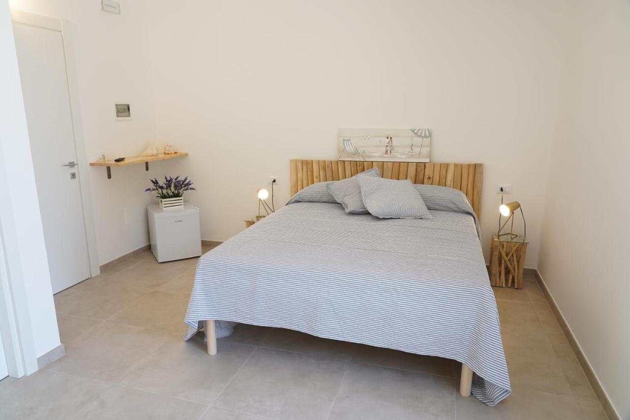 B&B La Penisola 포르토 세자레오 외부 사진